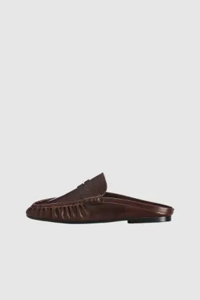 Alias Mae Ivy Loafer in Walnut Wax