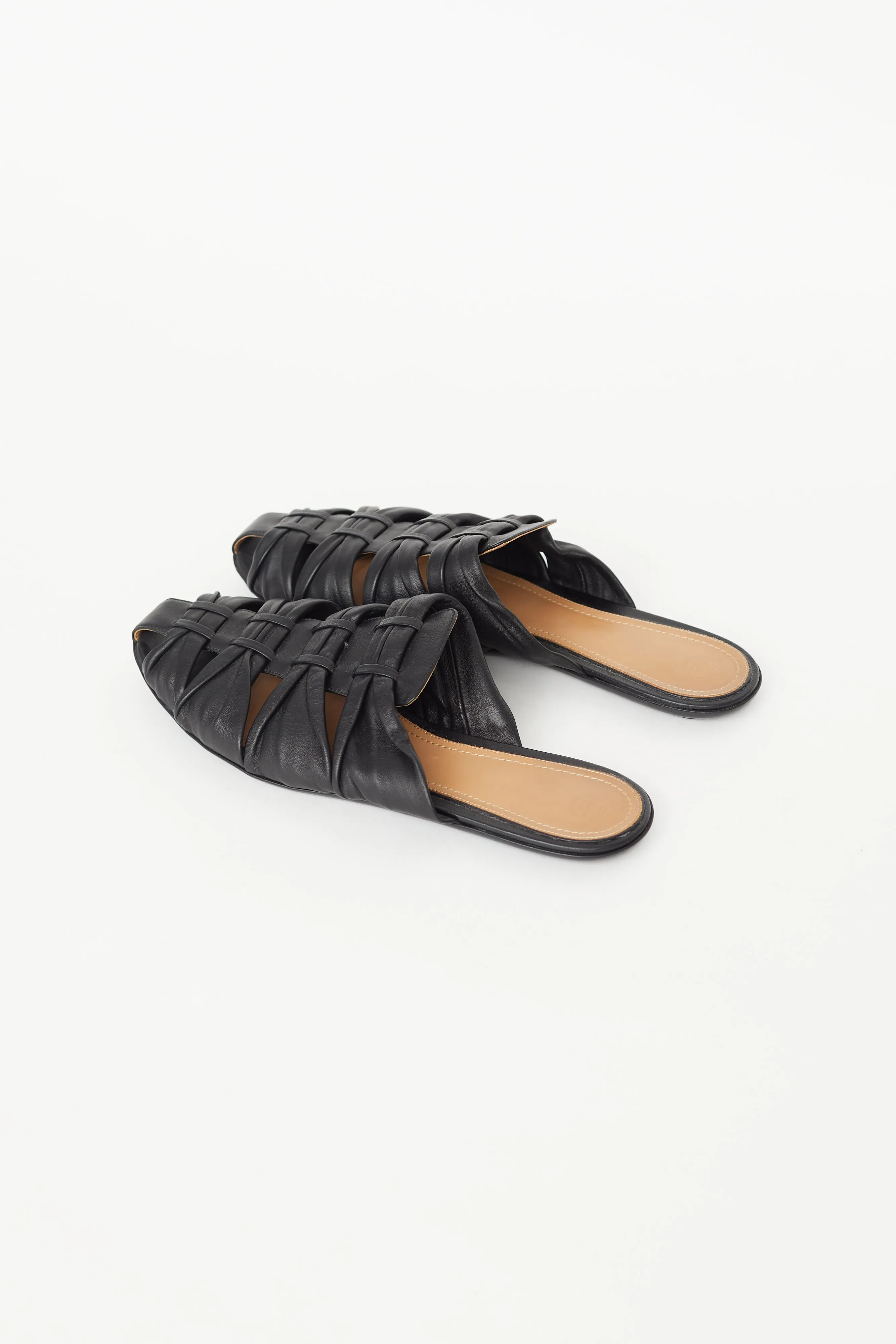Black Leather Capri Knotted Mule