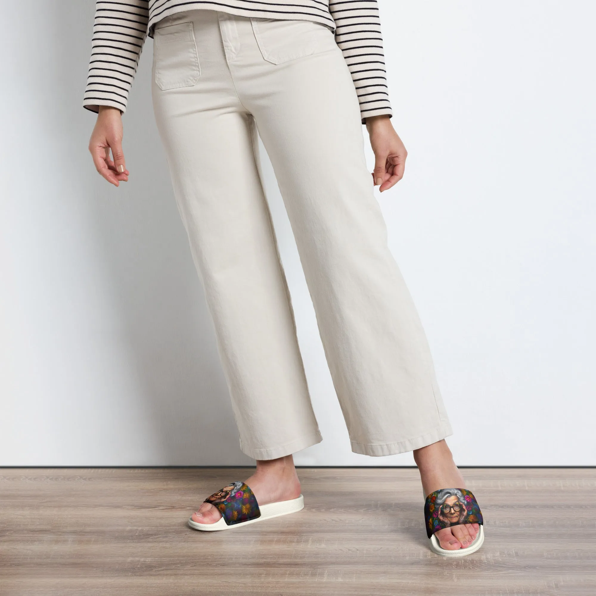 Elegant Vision Women's slides